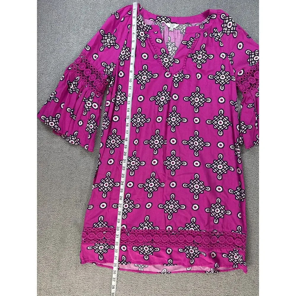 Crown & Ivy Dress Bell‎ Sleeve Crochet Magenta Navy Geometric Print Size Small